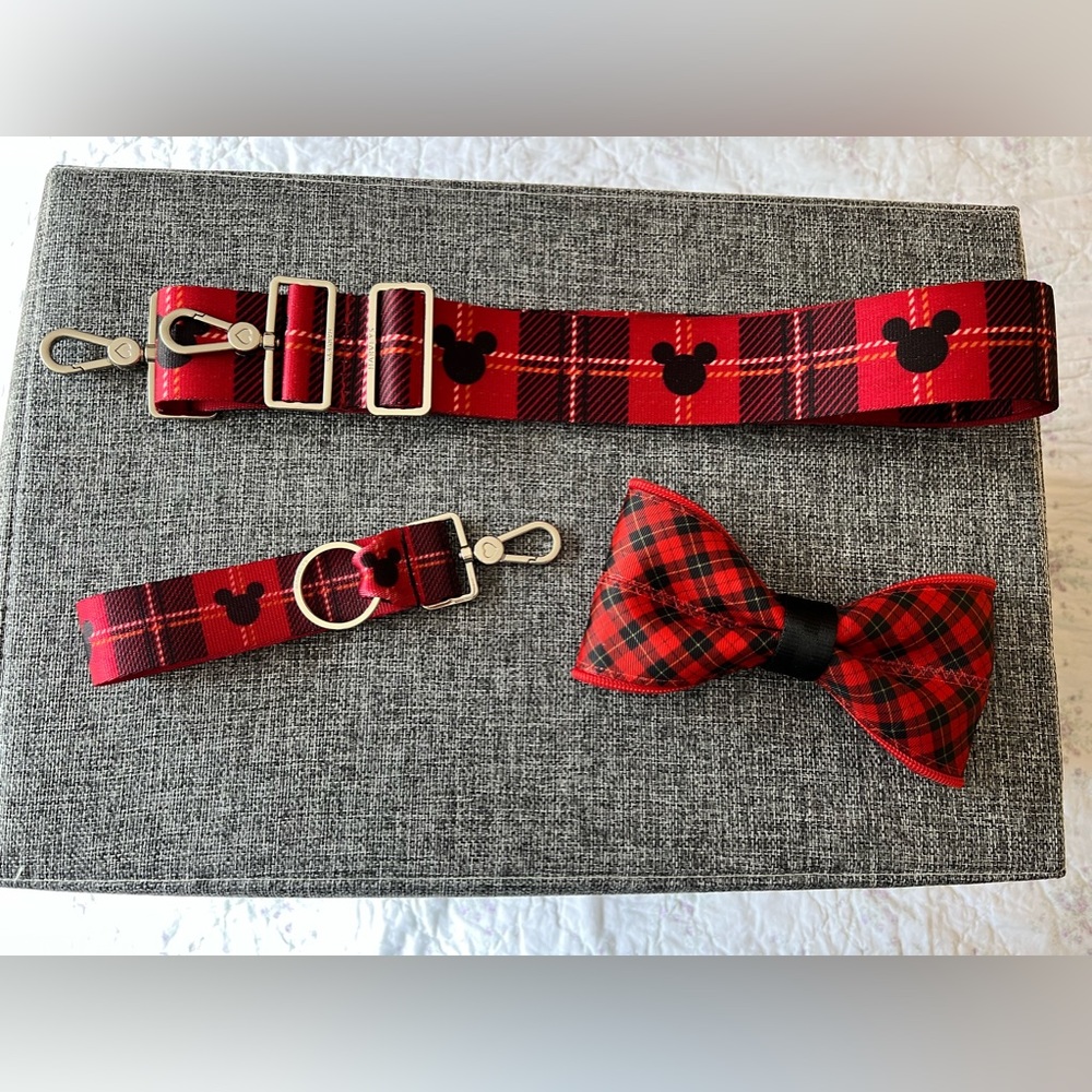 Harvey’s Holiday Mickey Tartan Trio